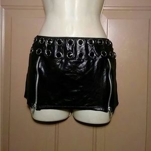 NWOT LEG AVENUE ZIPPER MINI‎ SKIRT-SIZE M/L